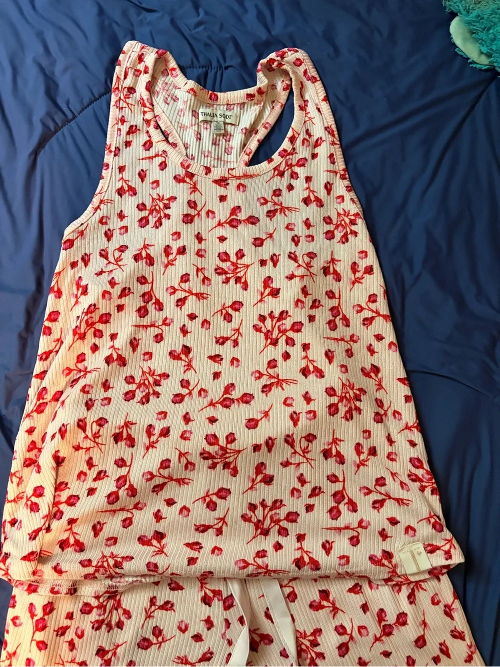 Women’s Pink and red  Floral Tank & Pant Pajama Set. Pants are ankle pants.